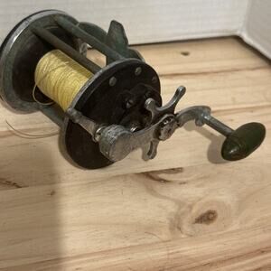 Vintage Penn No. 155 Fishing Baitcasting Reel